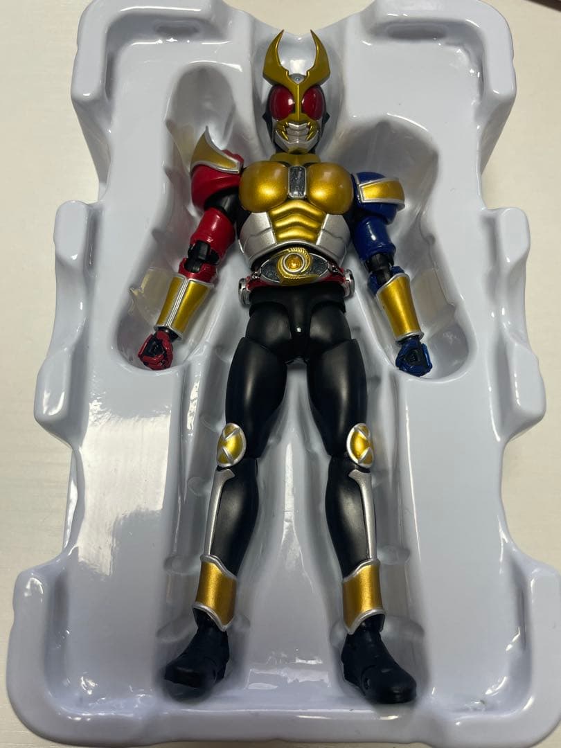 ゼ*ロ様 真骨彫 仮面ライダーアギト トリニティフォーム S.H.Figuart