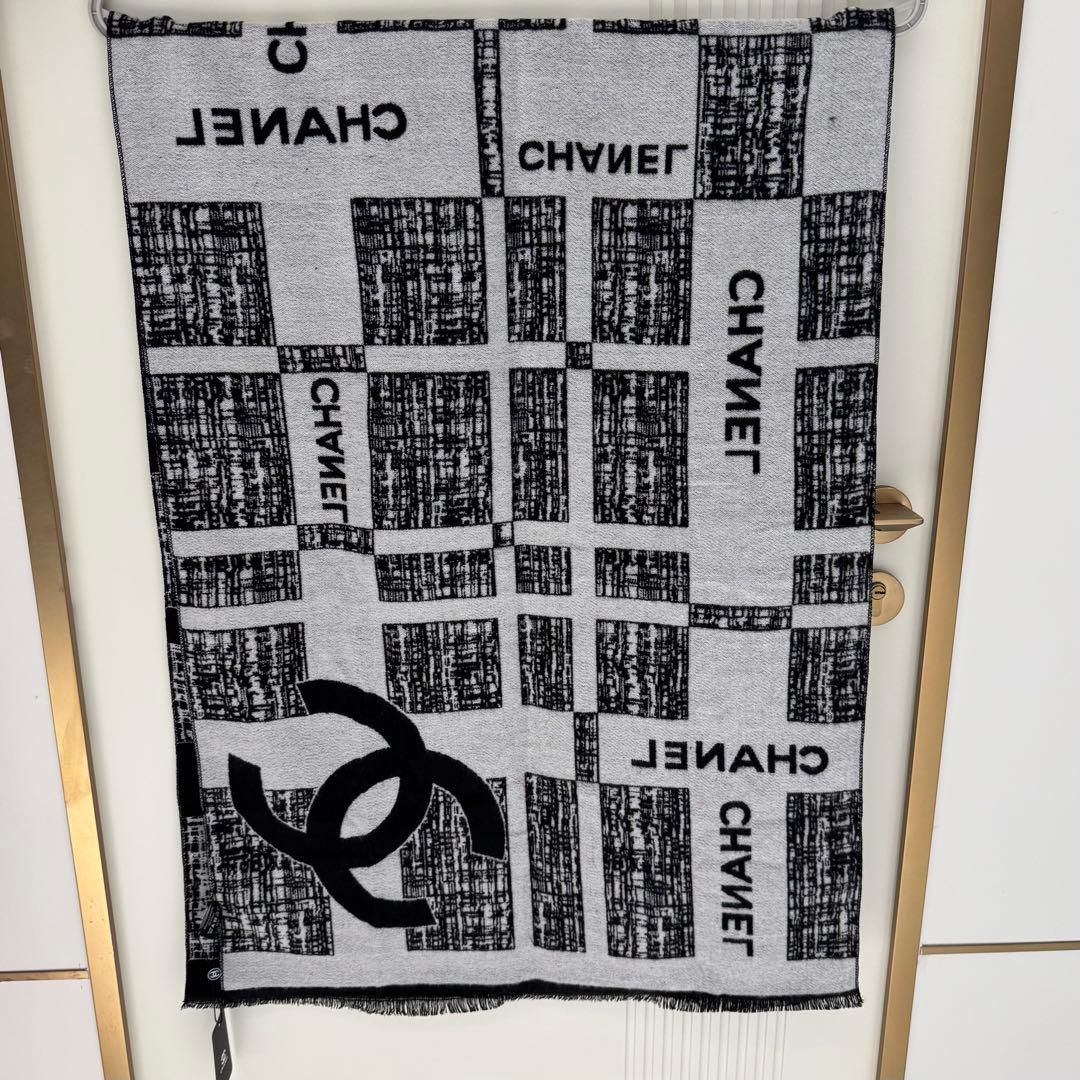 【箱なし】シャネル VIP ノベルティ リバーシブル スカーフ マフラー シルク