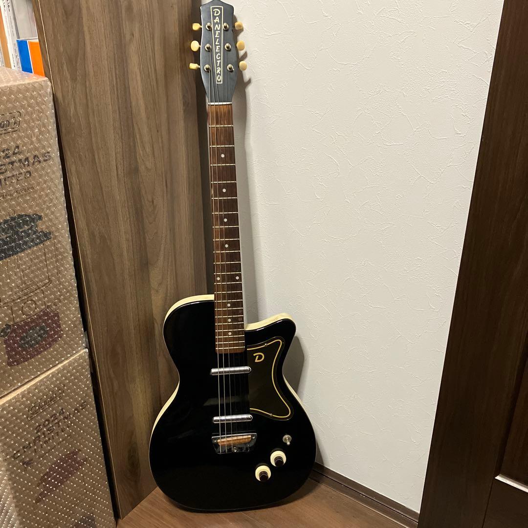 E*m様 DANELECTRO エレキギター　56-U2 ブラック シングルカッ