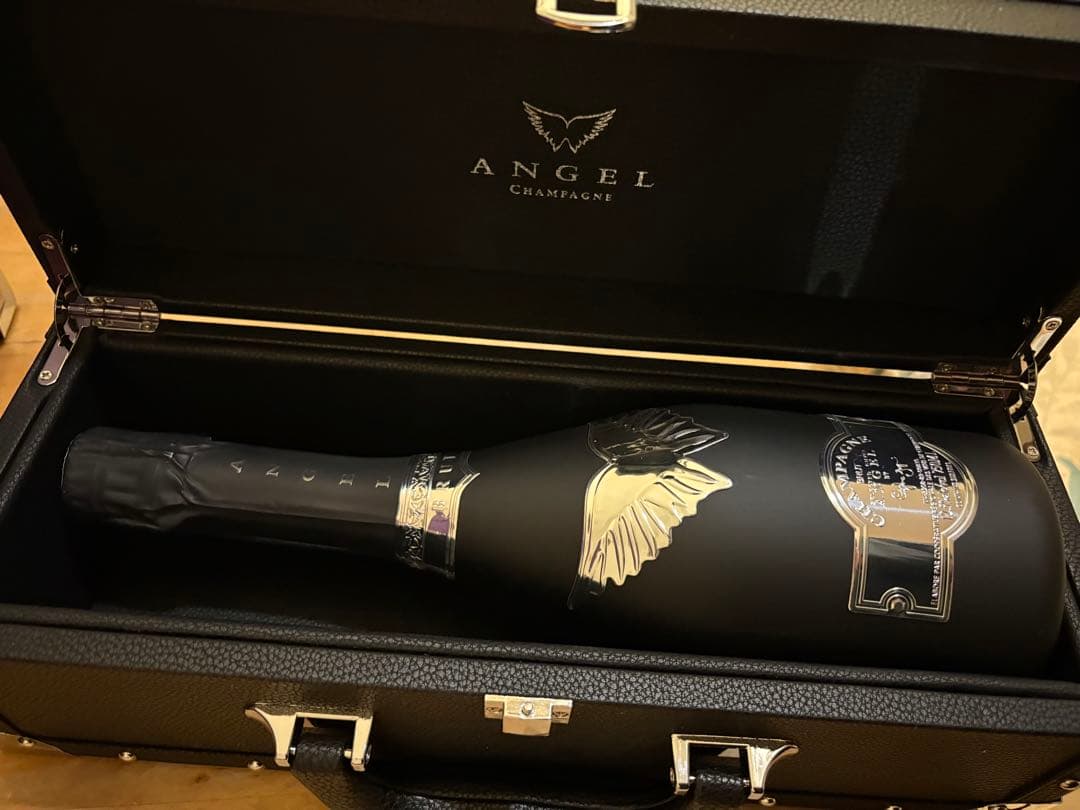 エンジェル　ブラック　シャンパン　 未開栓