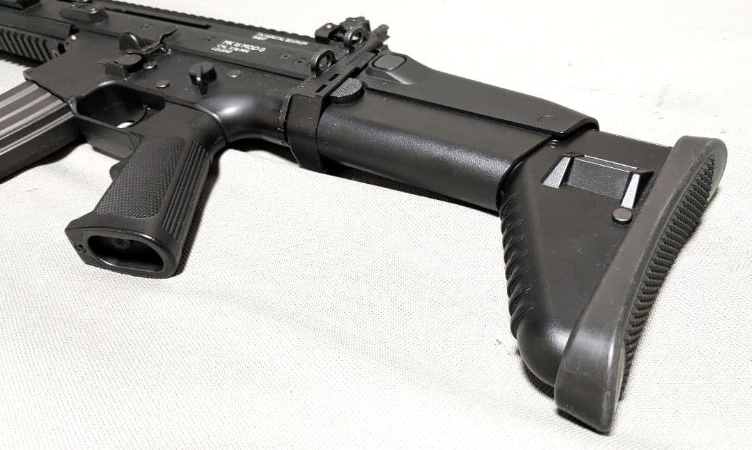 東京マルイ　次世代電動ガン　SCAR-L CQC　ブラック