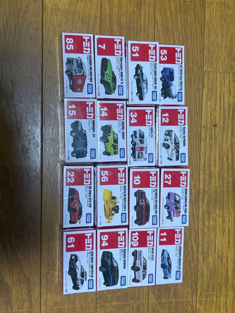 トミカミニカーセット 16台　未開封