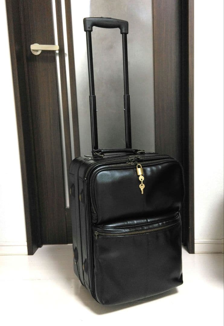 デキる男のブラックオールレザー　メンズキャリーバッグ