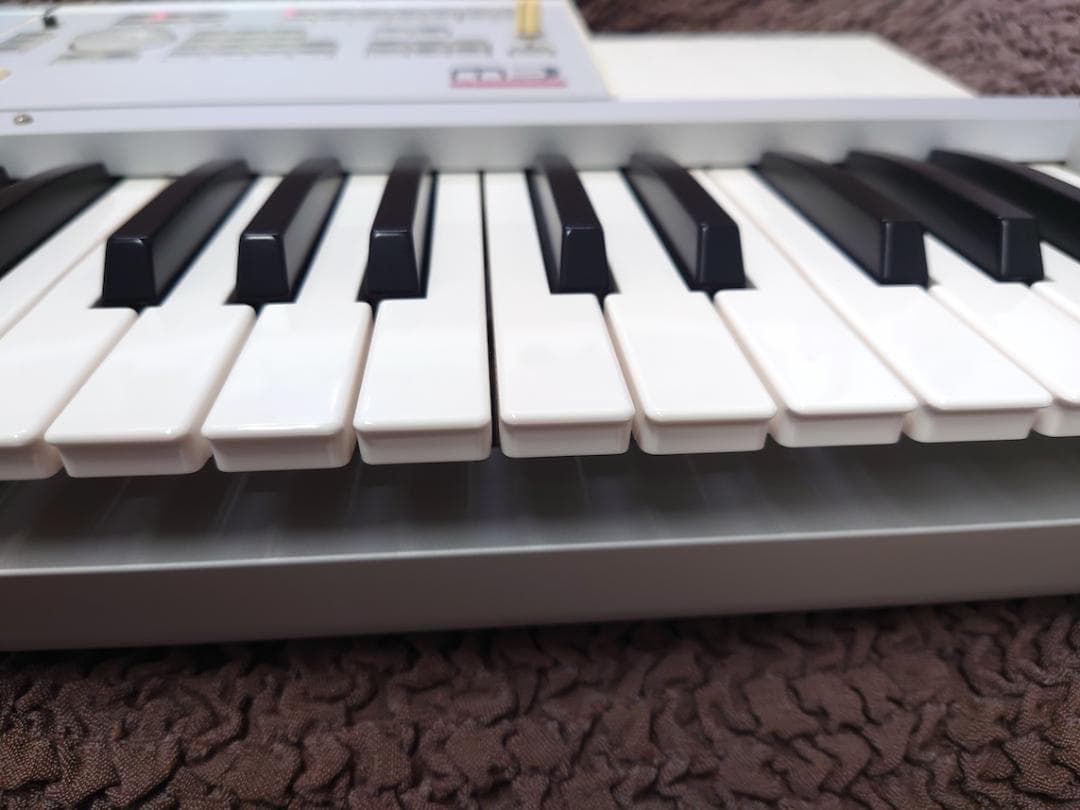 Korg M3 シンセサイザー 61鍵