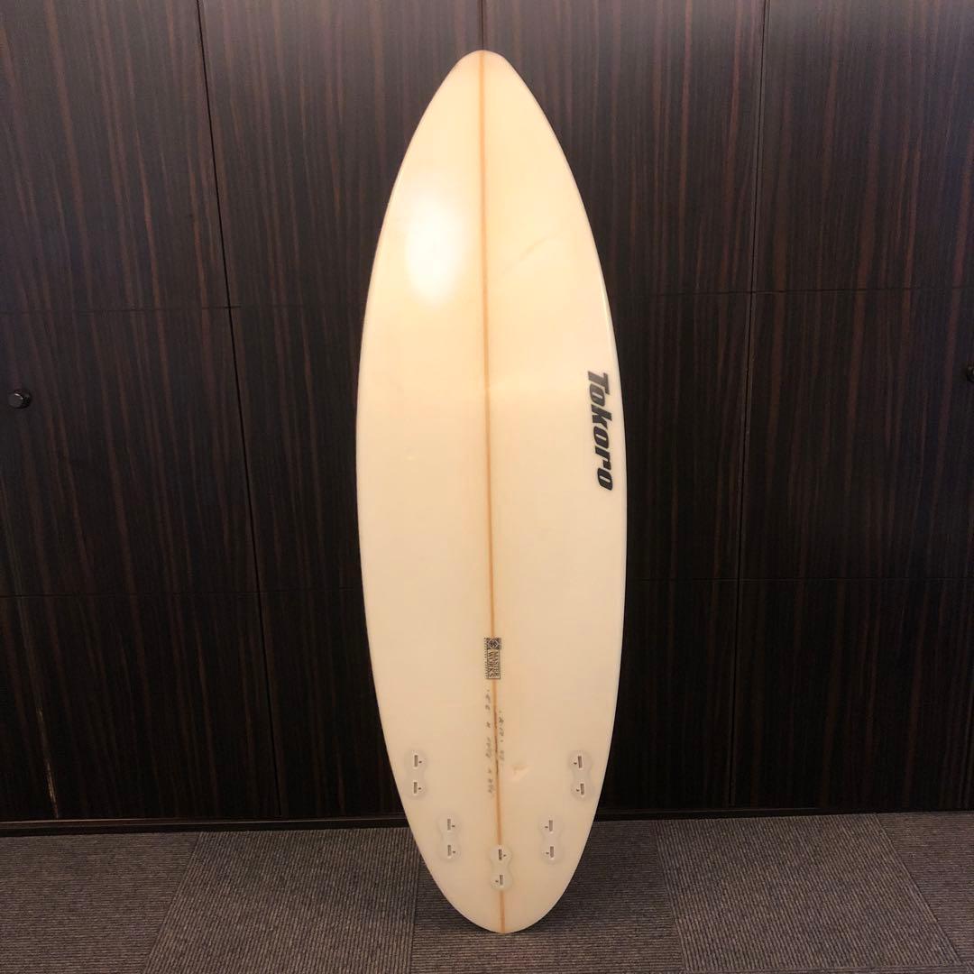 Tokoro ショートボード　5フィン付き