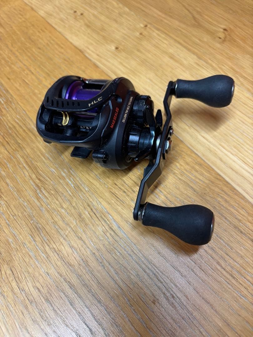 Daiwa ZILLION TW HLC 1514SHL ベイトリール