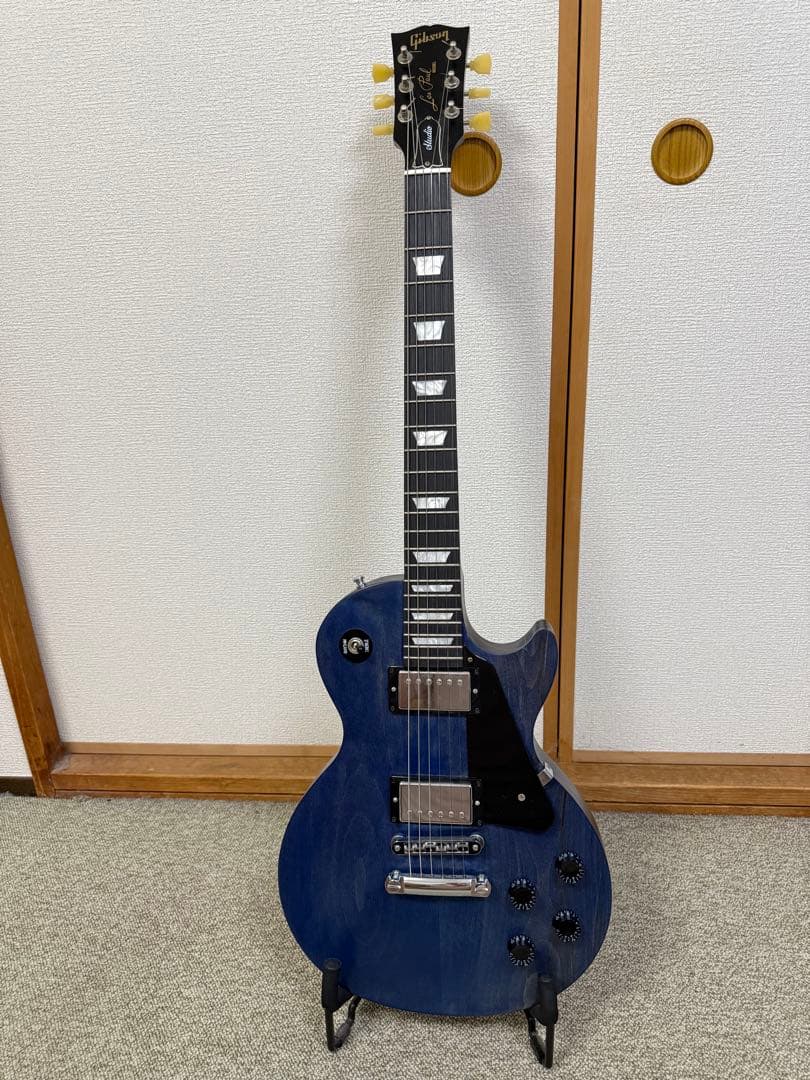 ギブソン　Les Paul Studio Faded 2011年