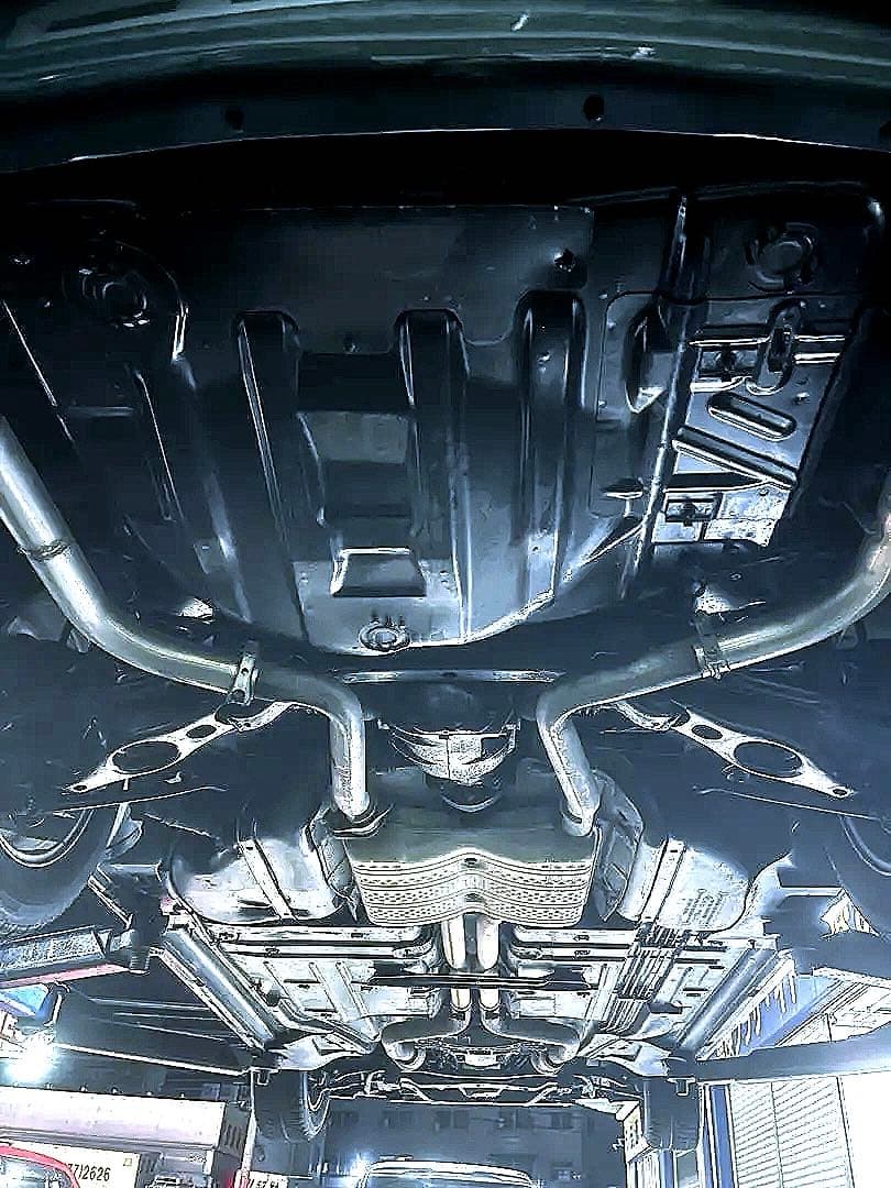 クライスラー300C HEMI5.7ℓ車検令和8年6月迄