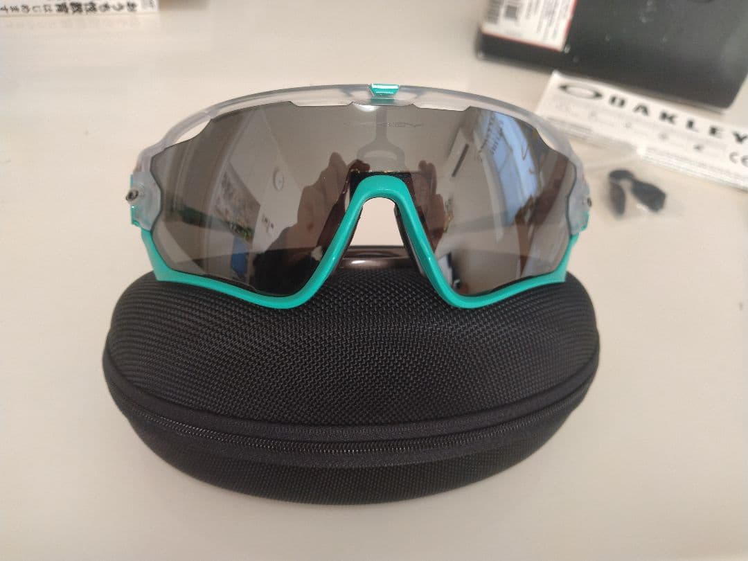 オークリー　ジョウブレイカー