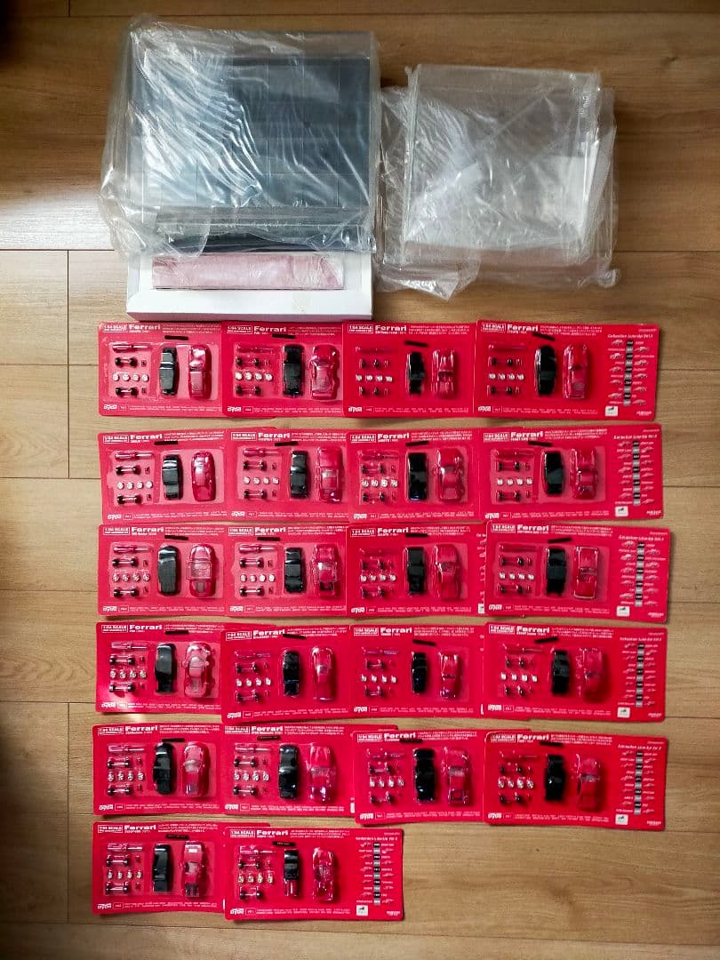 ダイドー　フェラーリ　22台　ケース付き