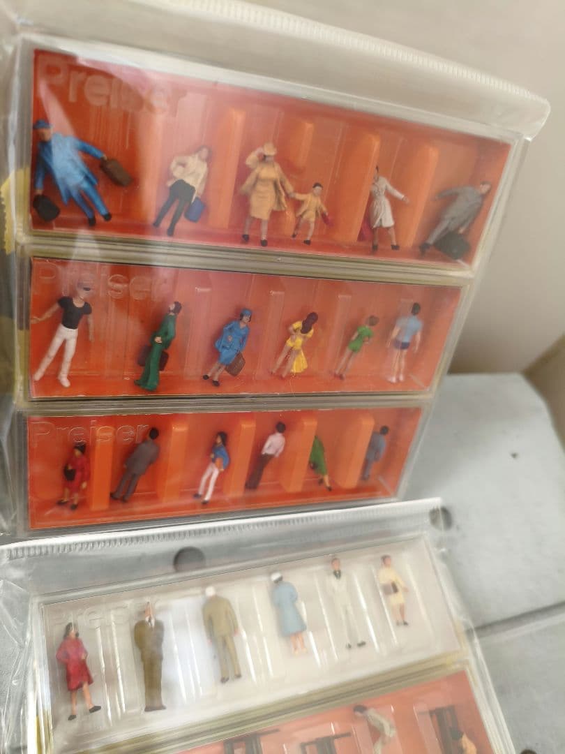 Preiser　プライザー 　1/87 ミニチュア　フィギュア 　ファミリー