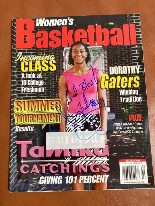 WNBA Tamika Catchings サイン入り雑誌