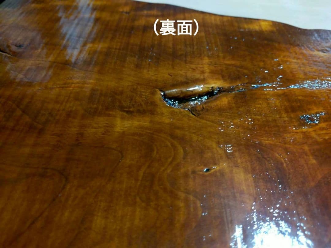 無垢一枚板（鹿児島杉）／天板／研磨＋ニス塗り済／軽量約４kg／テーブル／DIY