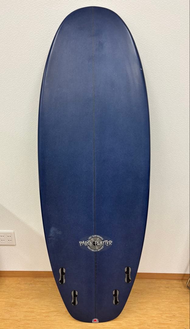 【初回限定色】 パーティプラッター5′6美品 フィン付 小波最強