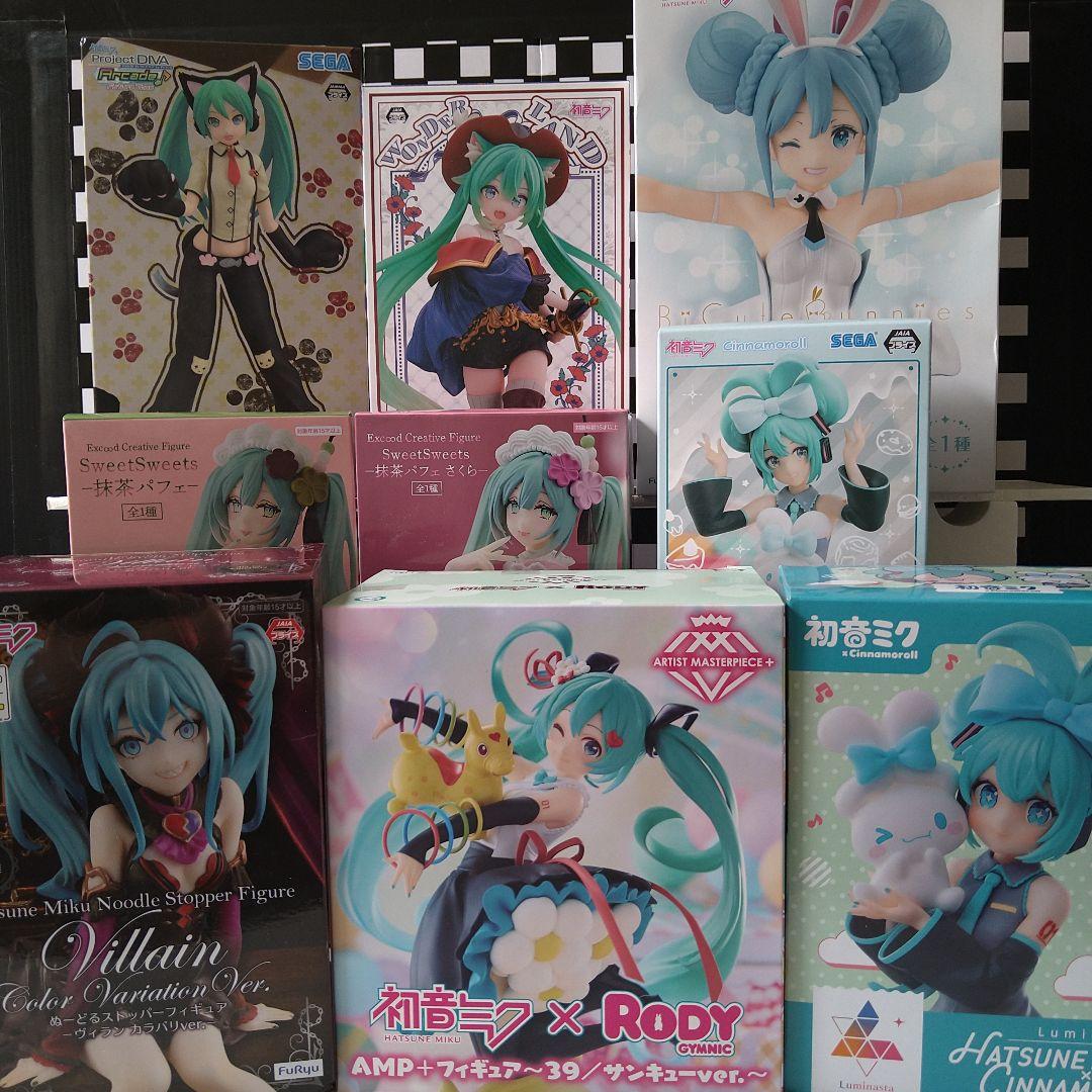 初音ミク　フィギュア　にゃんこ　シナモロール　抹茶パフェ　９箱　①　セット