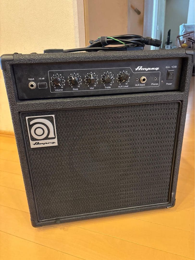 Ampeg BA-108 v2 ベース用アンプ