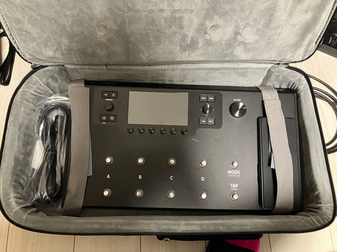 Line6 Helix LT 本体 ケース付き