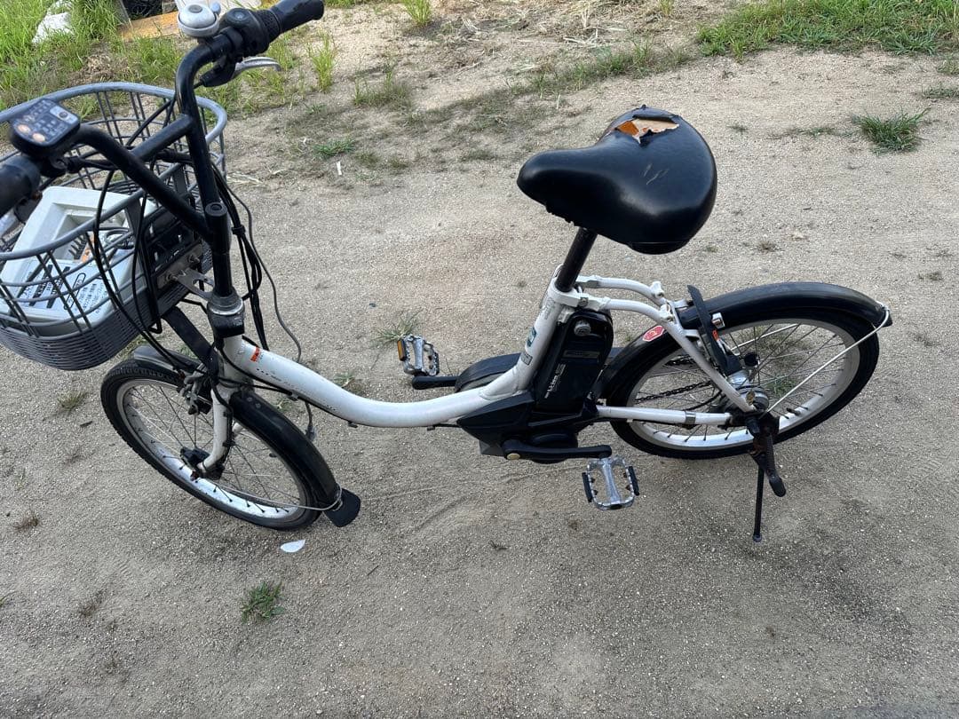 引き取り限定！ヤマハ電動アシスト自転車 パス！ホワイト・バッテリー２個