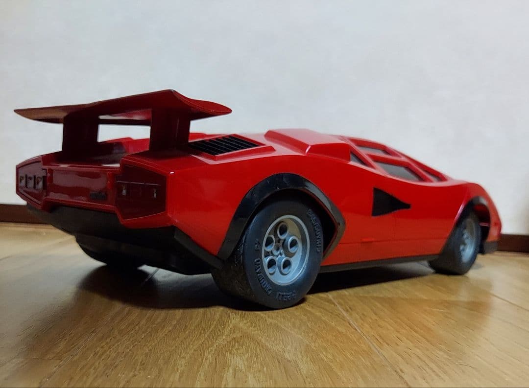 ランボルギーニカウンタックLP500 昭和レトロ トイラジコン アトコミスーパー