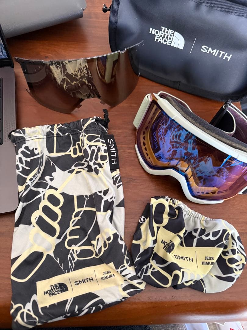 SMITH x North Face スキーゴーグル 収納ケース付き