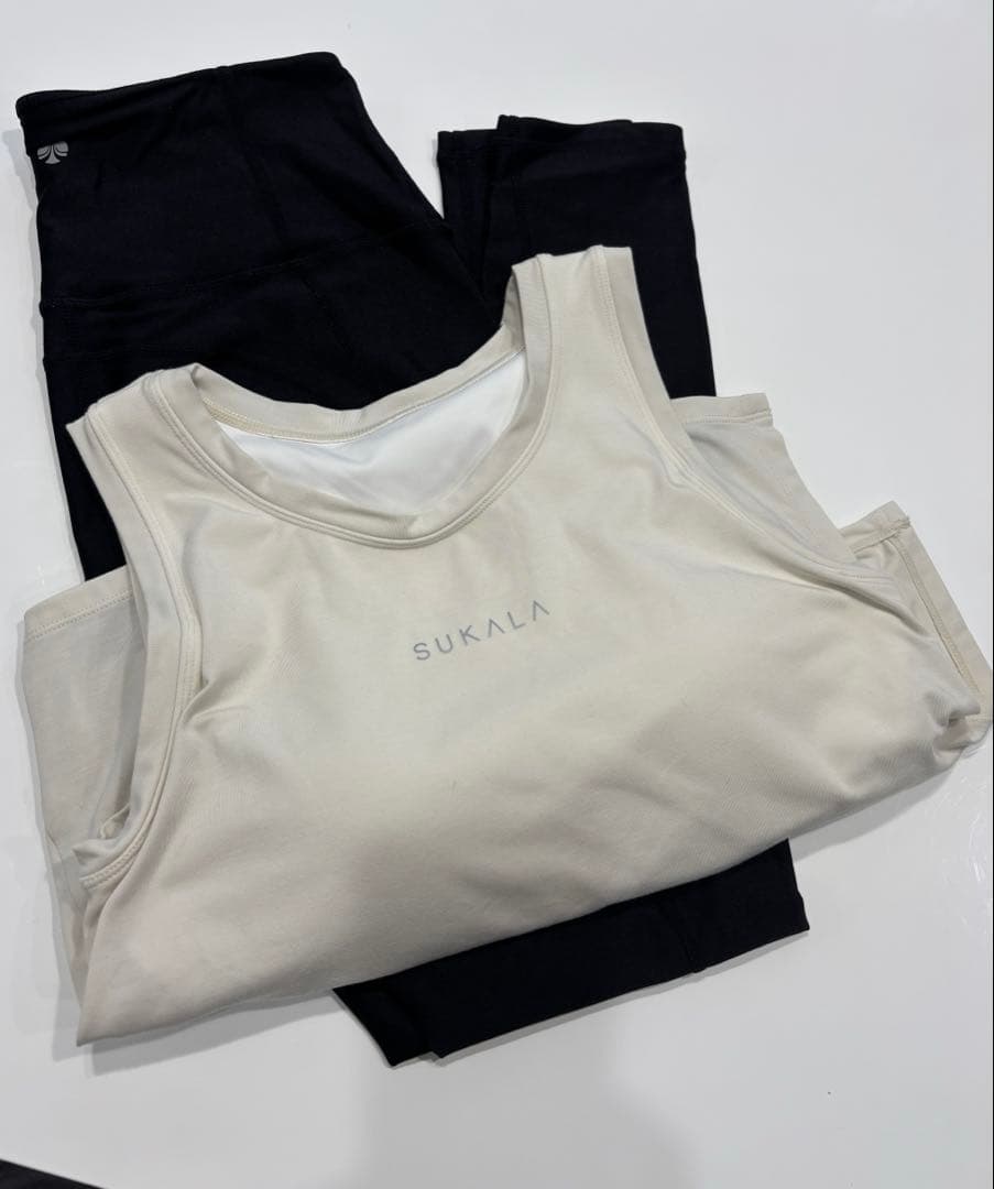 LAVA✳︎SUKALA✳︎レギンス&トップス2点セット◎サイズＳ