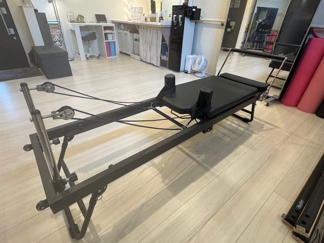 お家でピラティス！ 折りたたみ ピラティス リフォーマー コンパクト 軽量設計
