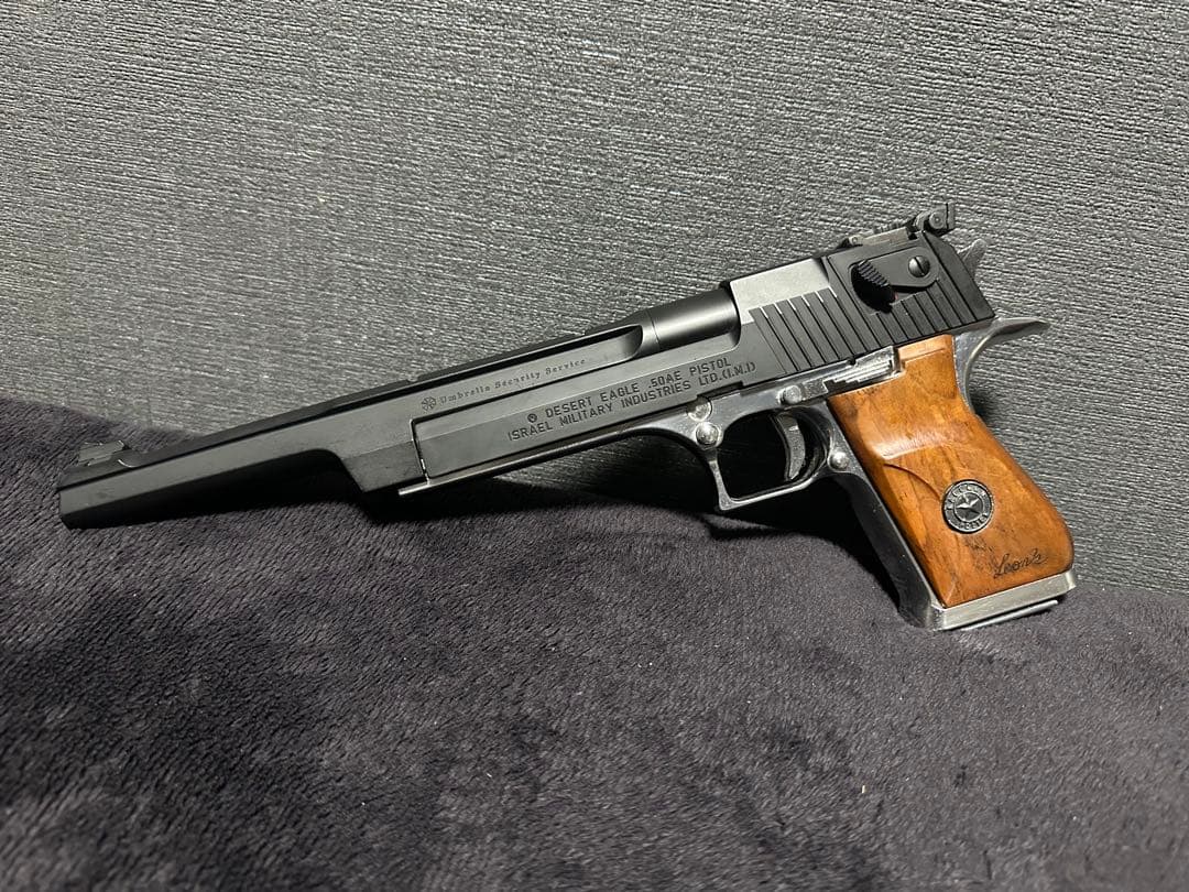 バイオハザード2 レオンモデル　デザートイーグル 10inch 木製グリップ