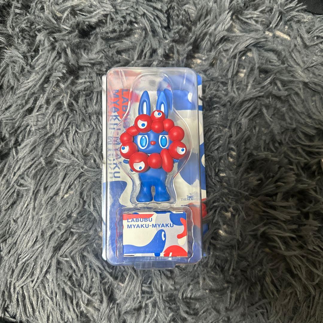 LABUBU MYAKU-MYAKU フィギュア