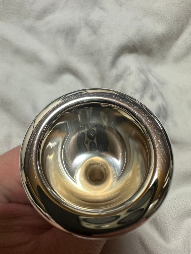 CONN HELLEBURG チューバ マウスピース