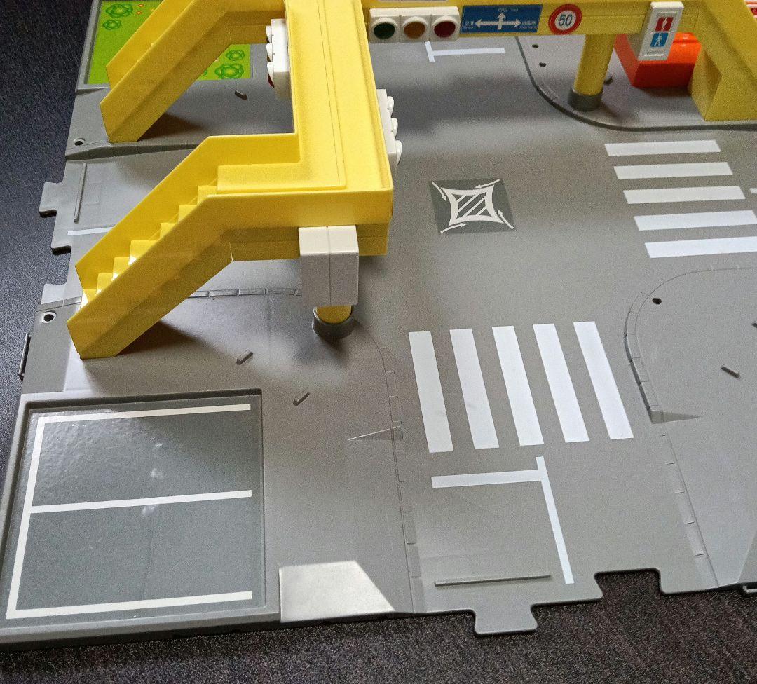 トミカタウン　サウンド交差点　つながる道路