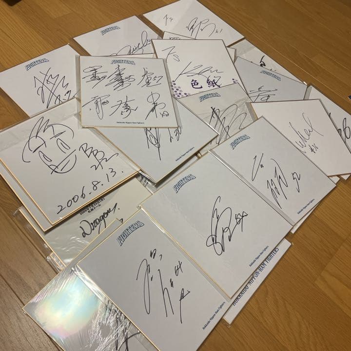日本ハム　ファイターズ　FIGHTERS 他　直筆サイン　30枚　まとめて