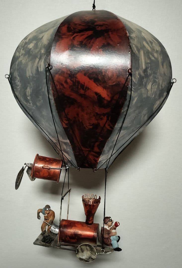 ブリキ バルーン 気球 アンティーク 熱気球 ゴンドラ釜焚き人形