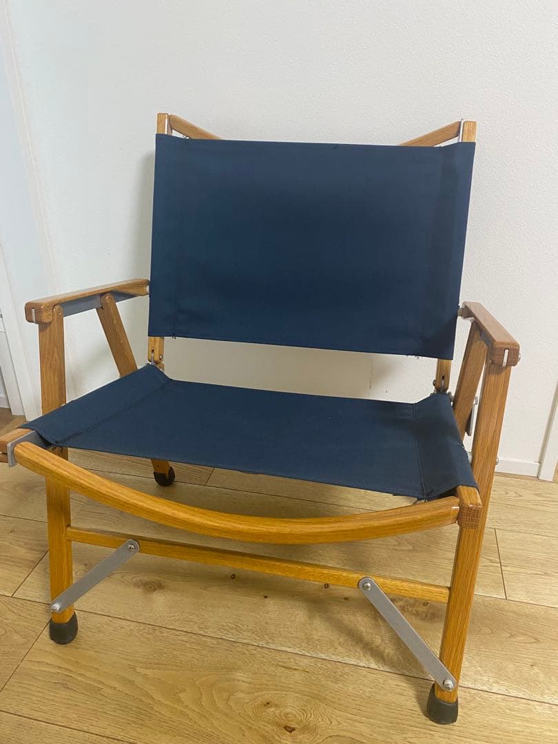 カーミットチェア　紺色