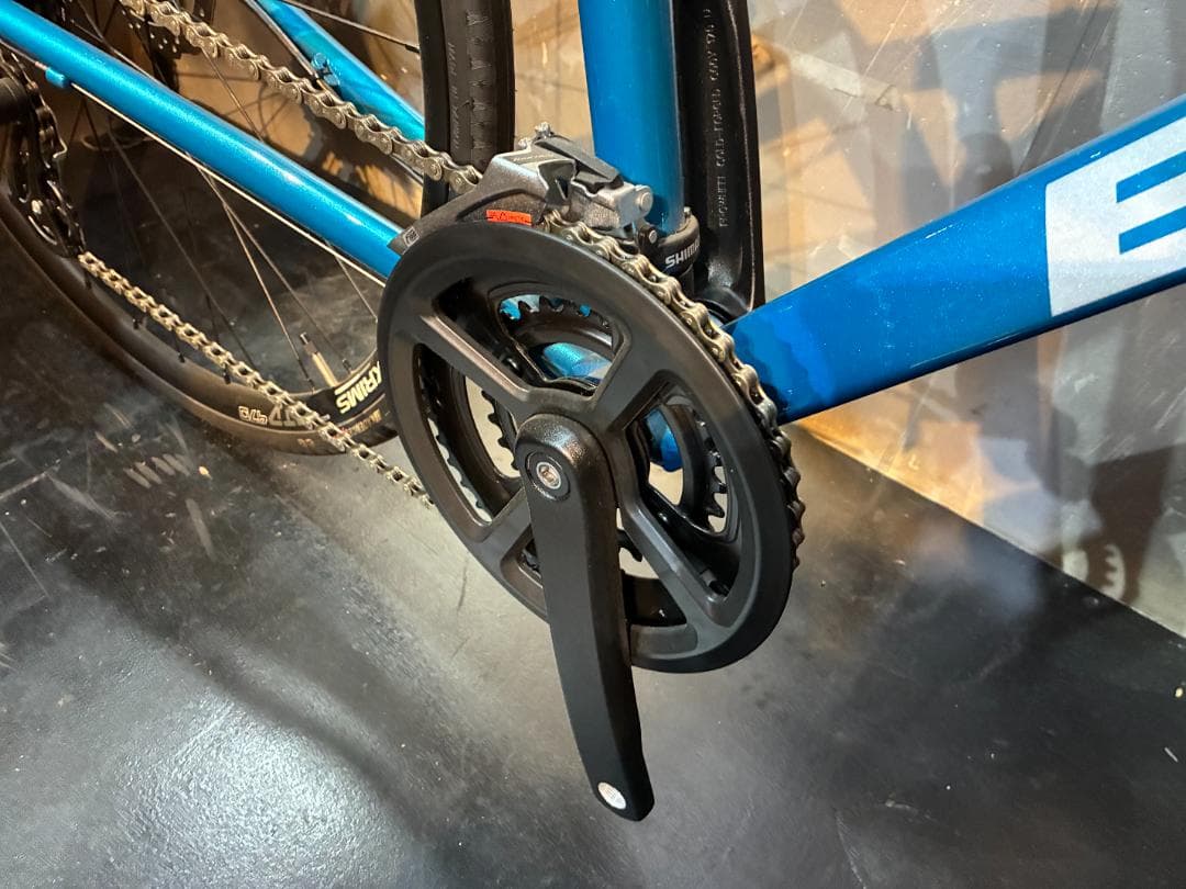 E15 クロスバイク Bianchi ROMA3 油圧式ディスク 500mm