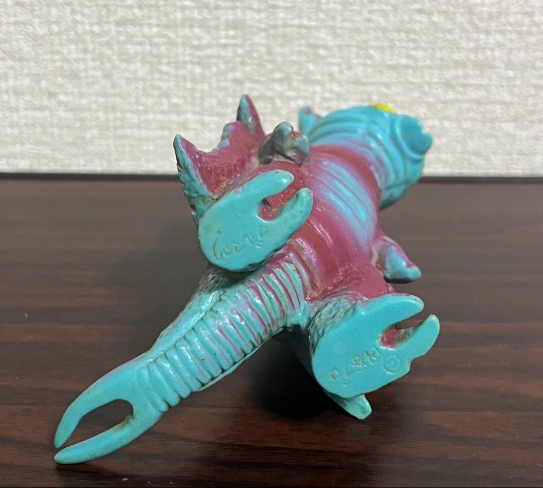 ブルマァク ソフビ アリブンタ 超獣 怪獣 ウルトラマンエース フィギュア