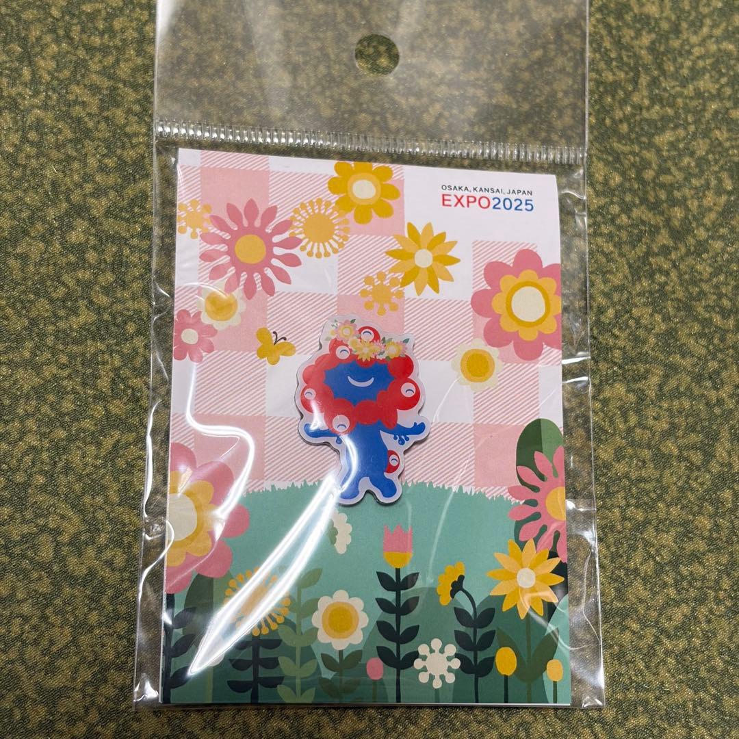 大阪関西万博　EXPO2025 ミャクミャク　ピンバッジ　フラワー　花冠　花