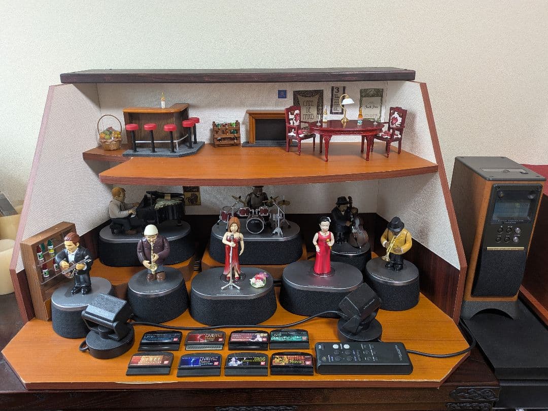 リトルジャマープロ＆ボーカリスト＆美空ひばり＆カバー付きディスプレイラック