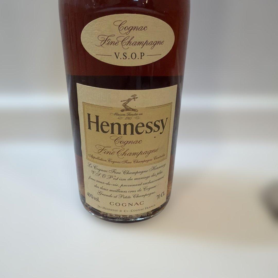 ヘネシー VSOP 700ml 1本 新品 未開栓 箱無 Hennessy