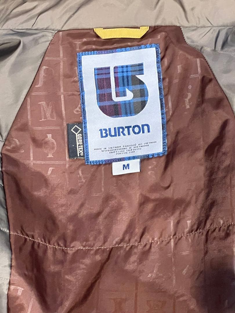 Burton ak swash jacket Gore-Tex中綿入　Mサイズ