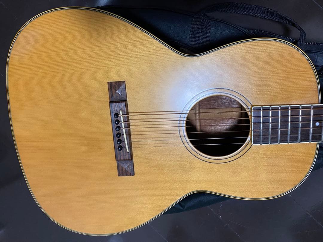 アコースティックギター　yamaki