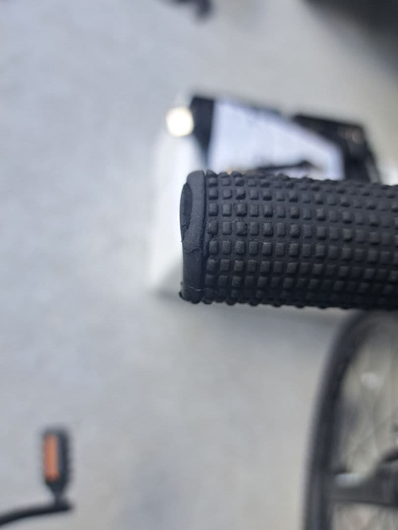 Trek マウンテンバイク 猫のステッカー付き