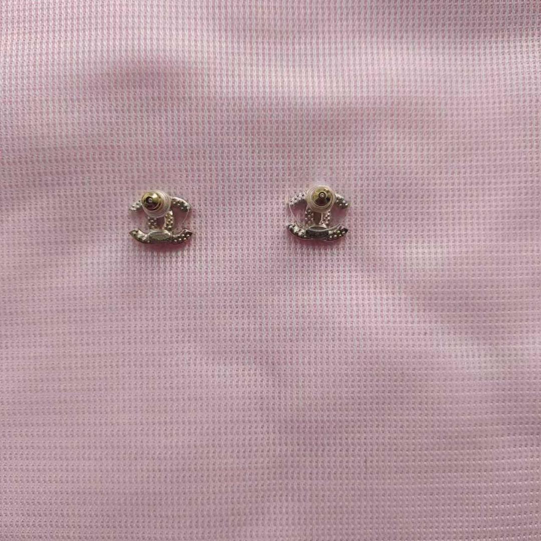 CHANEL COCOマークピアス メタル&ストラスゴールド