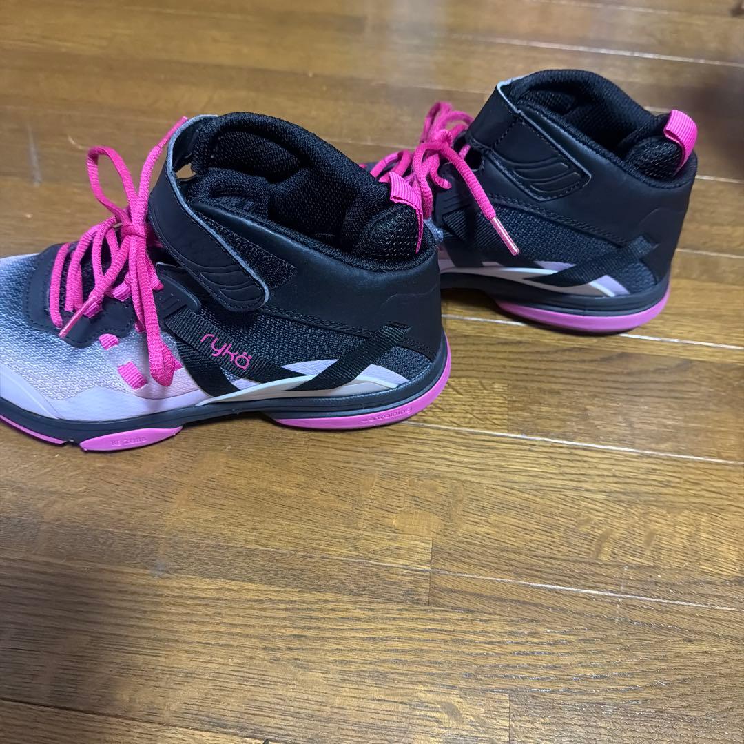 ズンバシューズ