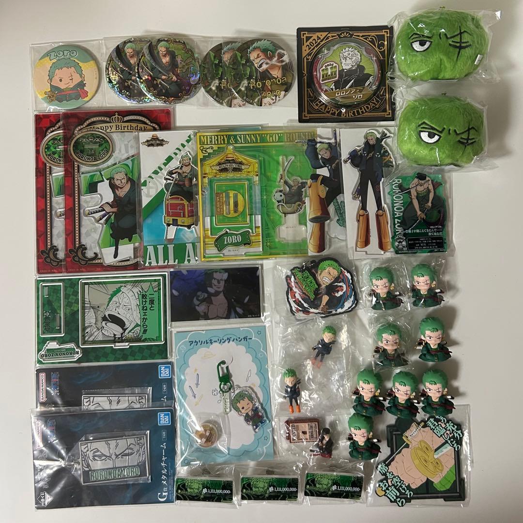 ゾロ　ONE PIECE　缶バッジ　アクスタ　まりも　ぬいぐるみ