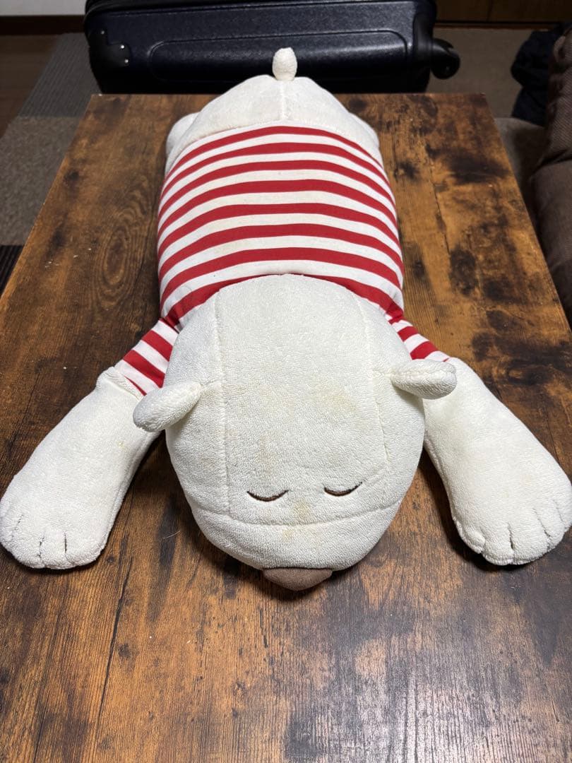 ニトリ　シロクマ　ぬいぐるみ