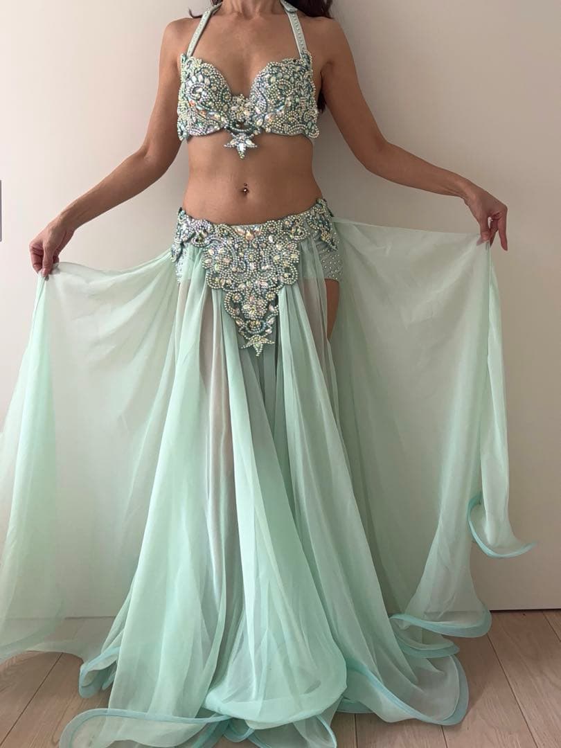 ベリーダンス　ミントグリーン衣装 2点セット