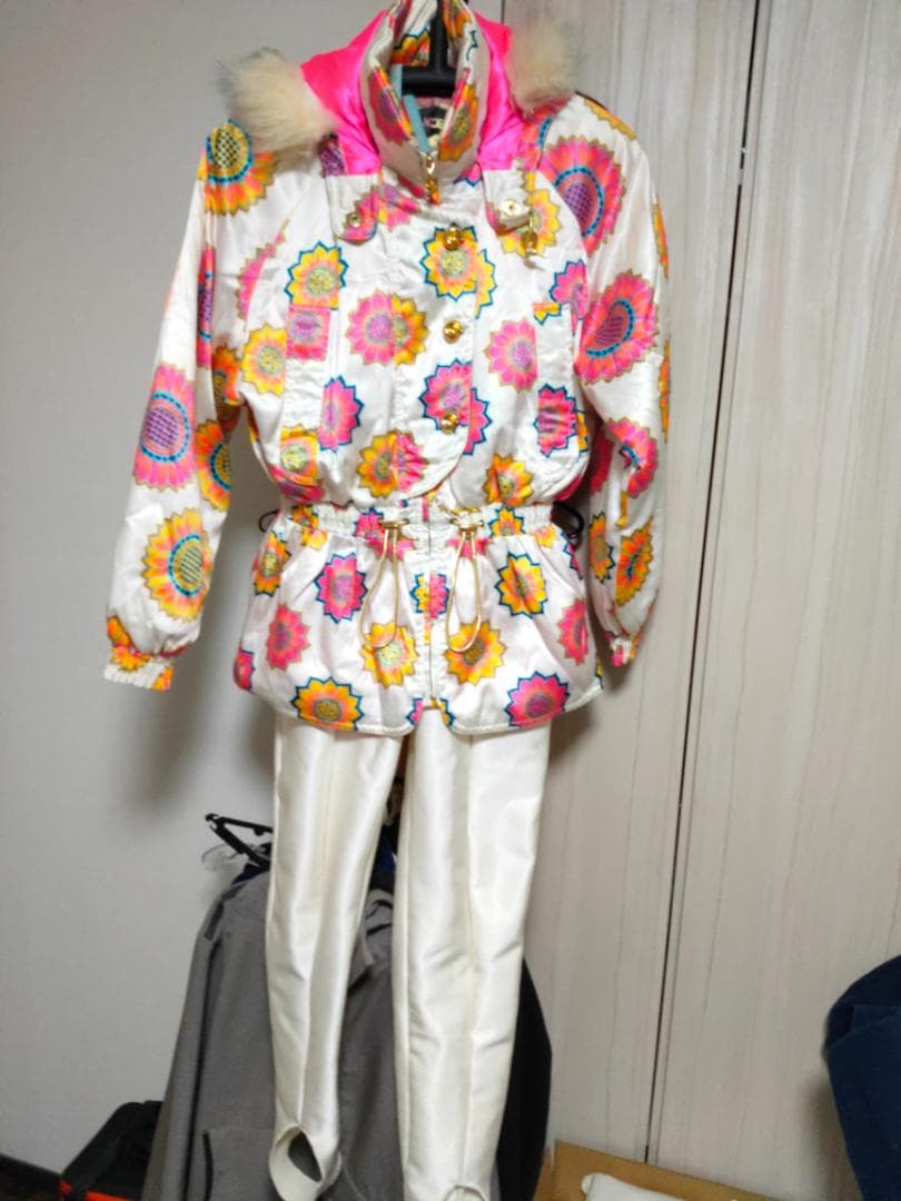 スキーウェア ホワイト ピンク 花柄 レディース Lサイズ