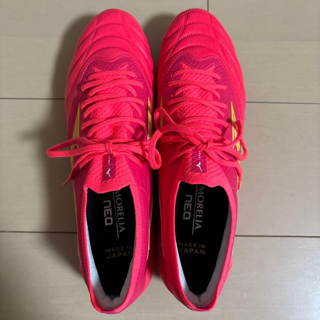 Mizuno Morelia NEO サッカーシューズ ピンク