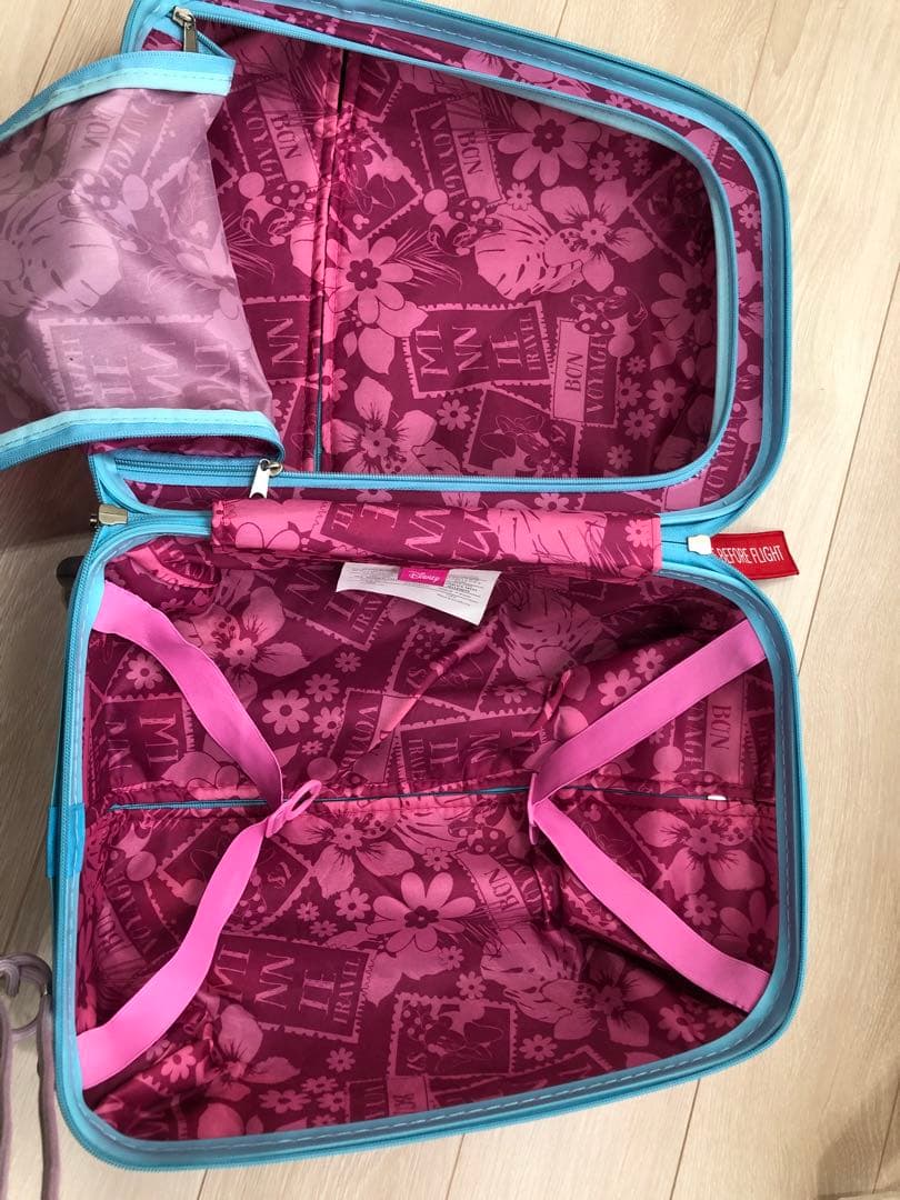 ミニーマウス　スーツケース