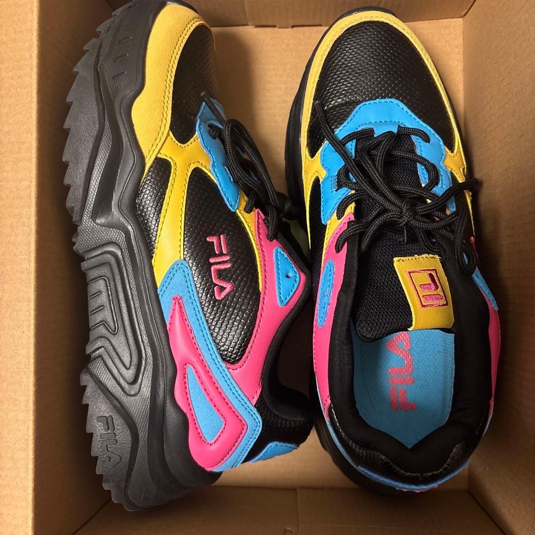 優里 コラボスニーカー 25cm